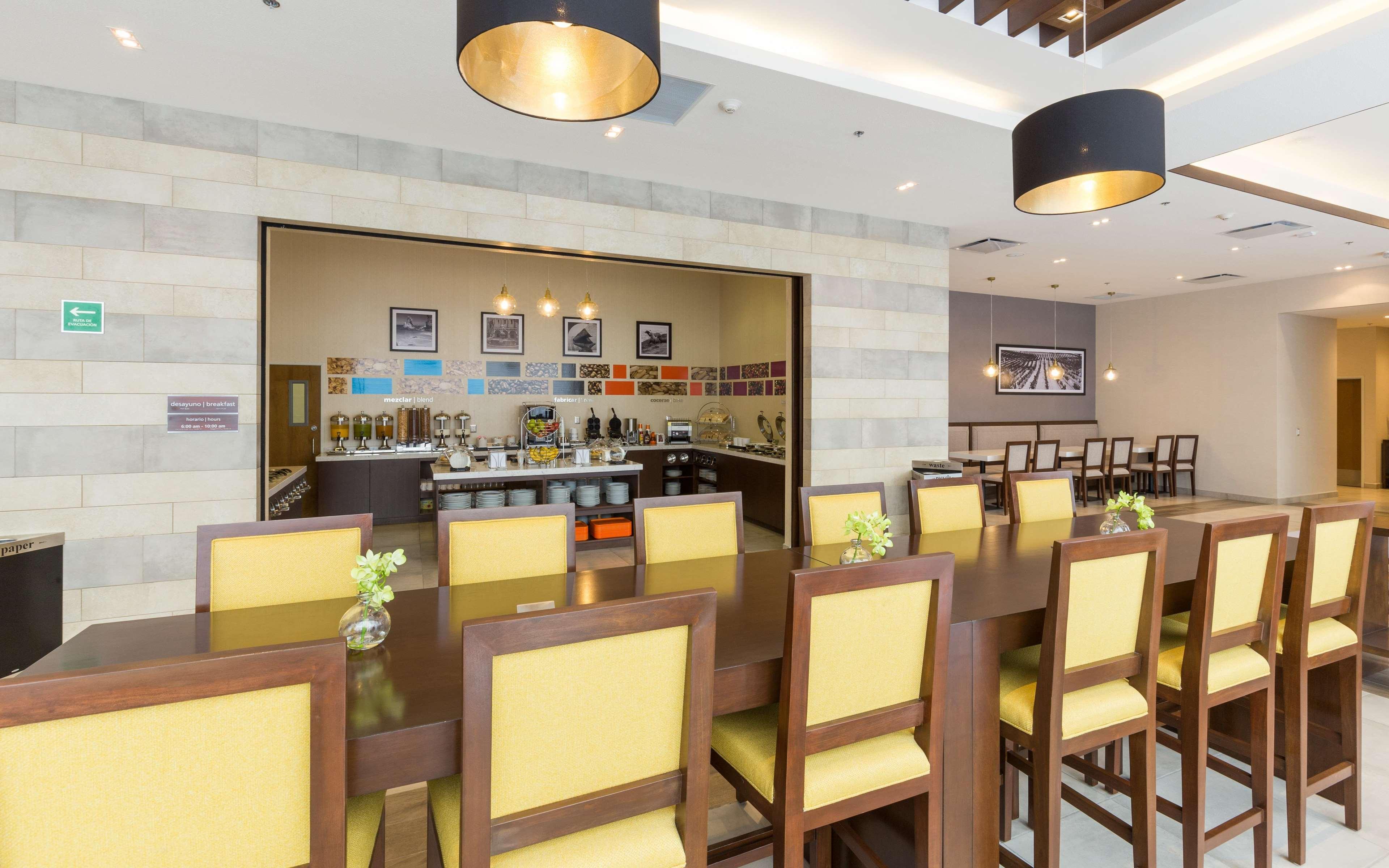 Hampton Inn By Hilton Tijuana Exteriör bild
