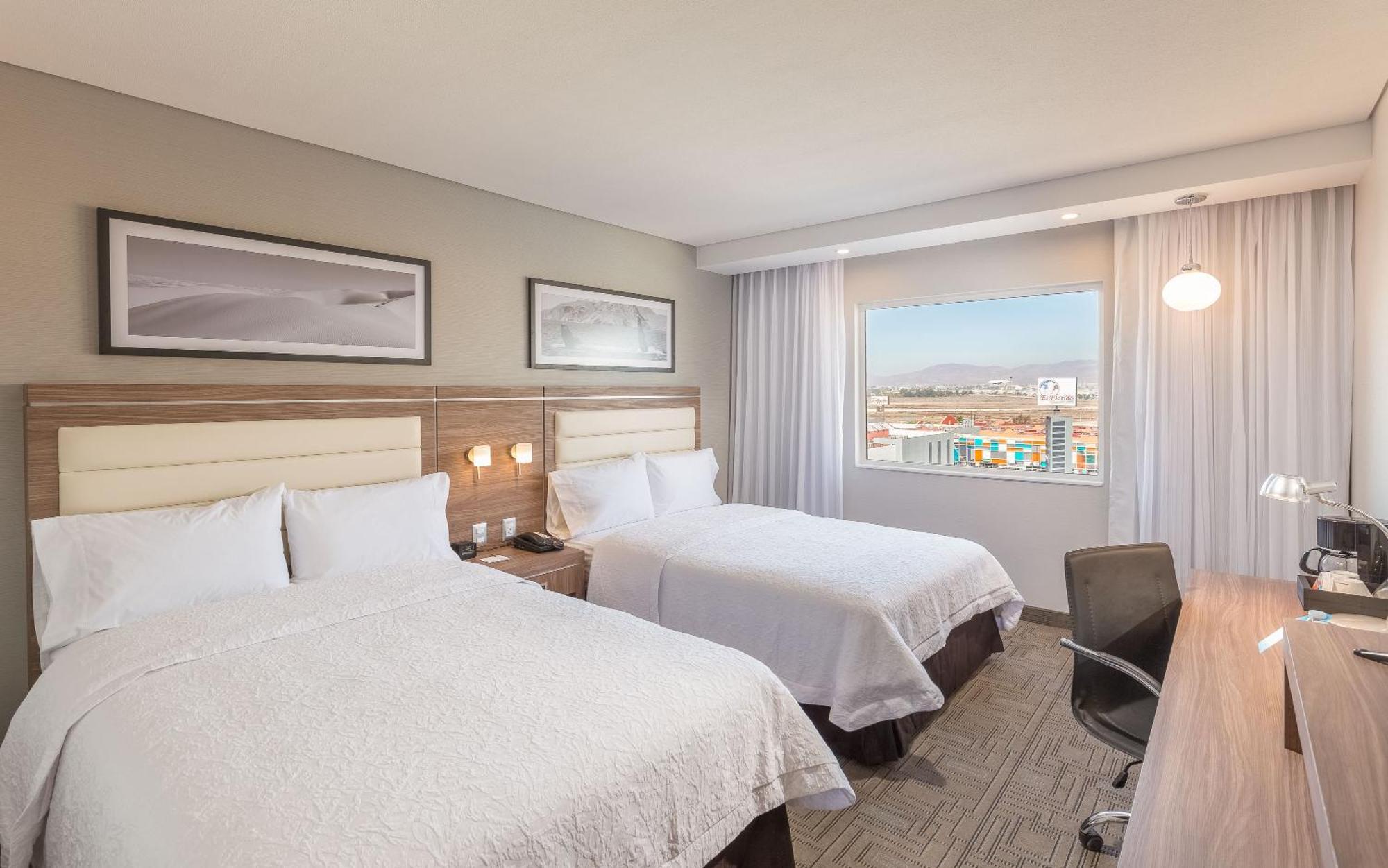 Hampton Inn By Hilton Tijuana Exteriör bild