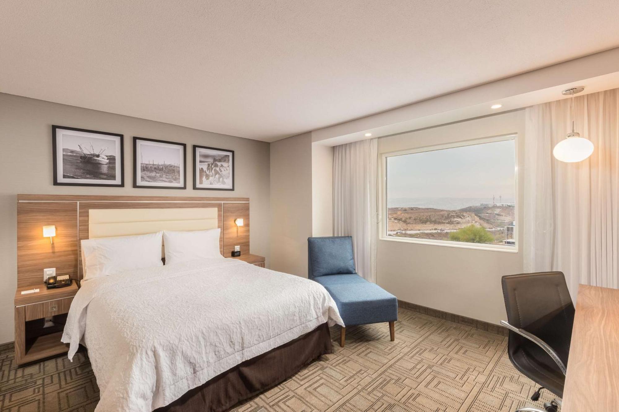 Hampton Inn By Hilton Tijuana Exteriör bild
