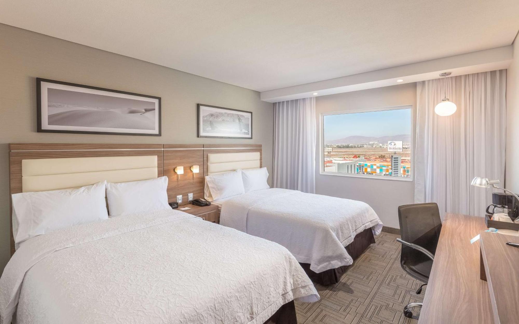 Hampton Inn By Hilton Tijuana Exteriör bild