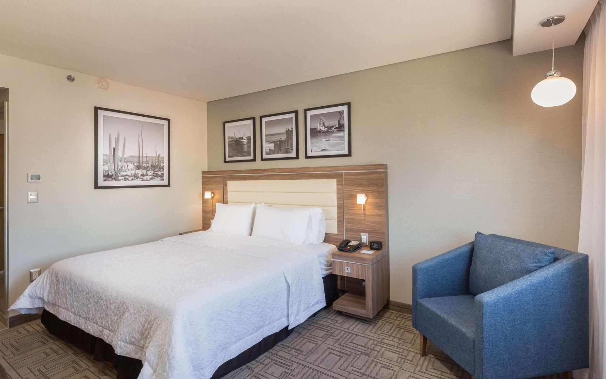 Hampton Inn By Hilton Tijuana Exteriör bild