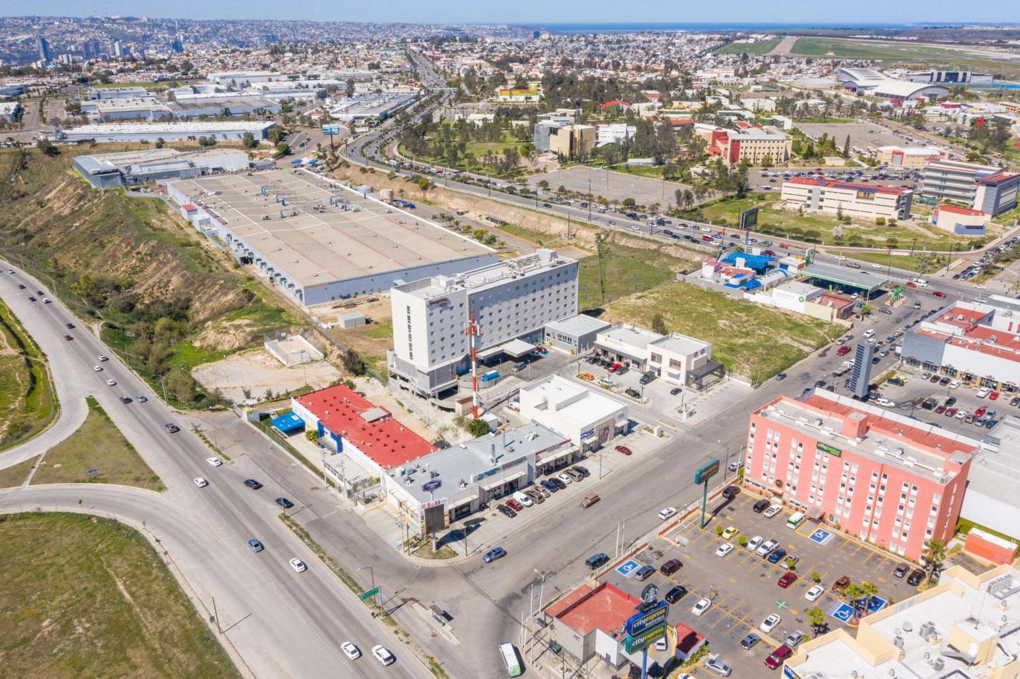 Hampton Inn By Hilton Tijuana Exteriör bild